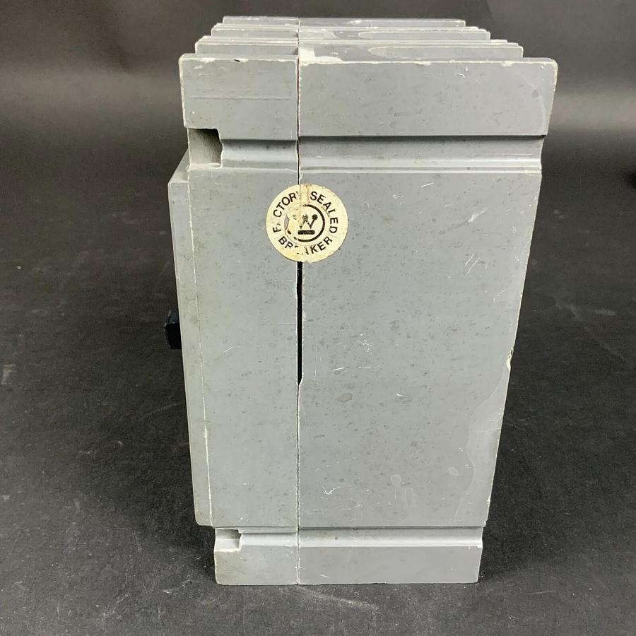 Used WESTINGHOUSE HFB3090 CIRCUIT BREAKER ($20 OBO)