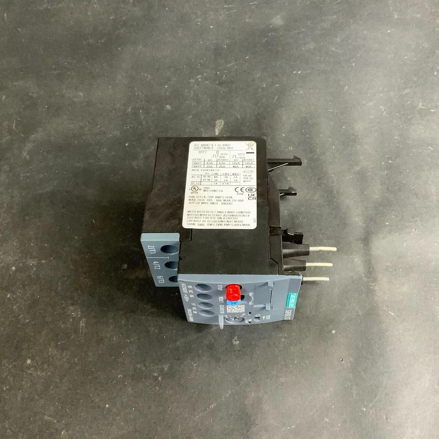 Used SIEMENS 3RU2126-4AB0 OVERLOAD RELAY ($40 OBO)