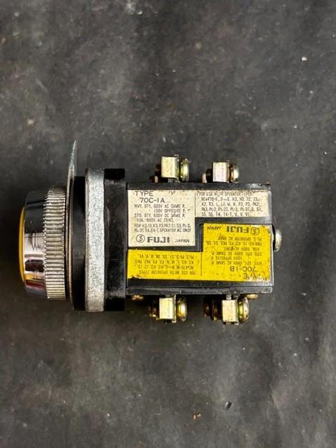Used FUJI 70C-1A / 70C-1B YELLOW PUSHBUTTON SWITCH