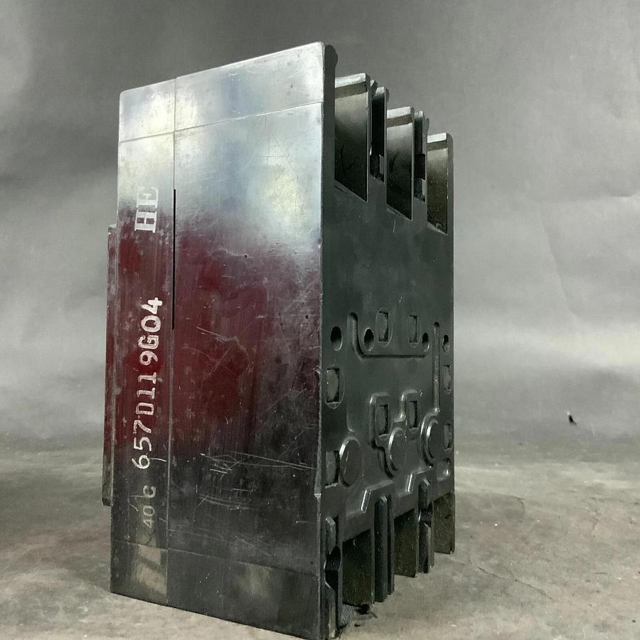 Used WESTINGHOUSE EH3040 CIRCUIT BREAKER ($80 OBO)