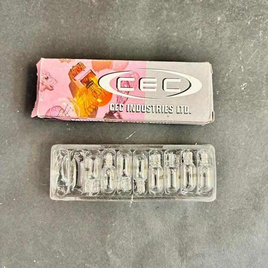 Used CEC 658 BULBS 8 PACK