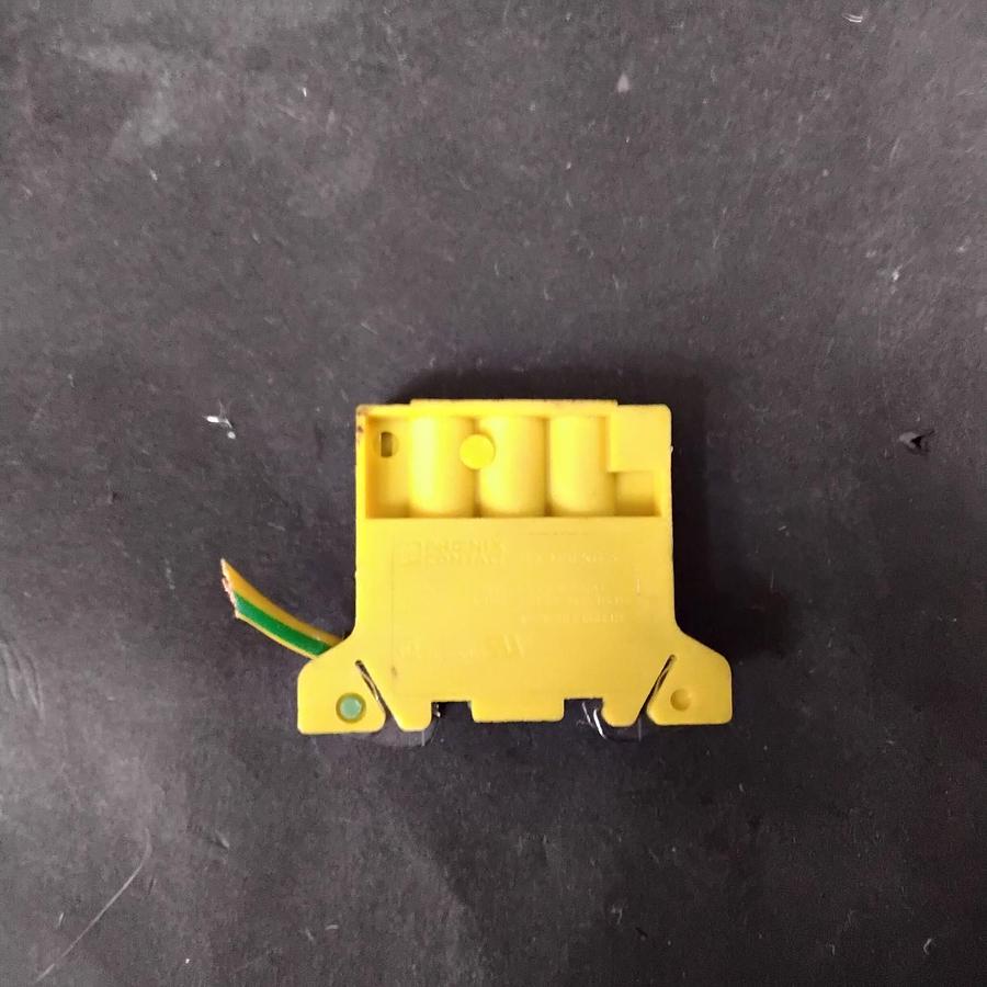 Used PHOENIX CONTACT MSLKG TERMINAL BLOCK ($2.50 OBO)