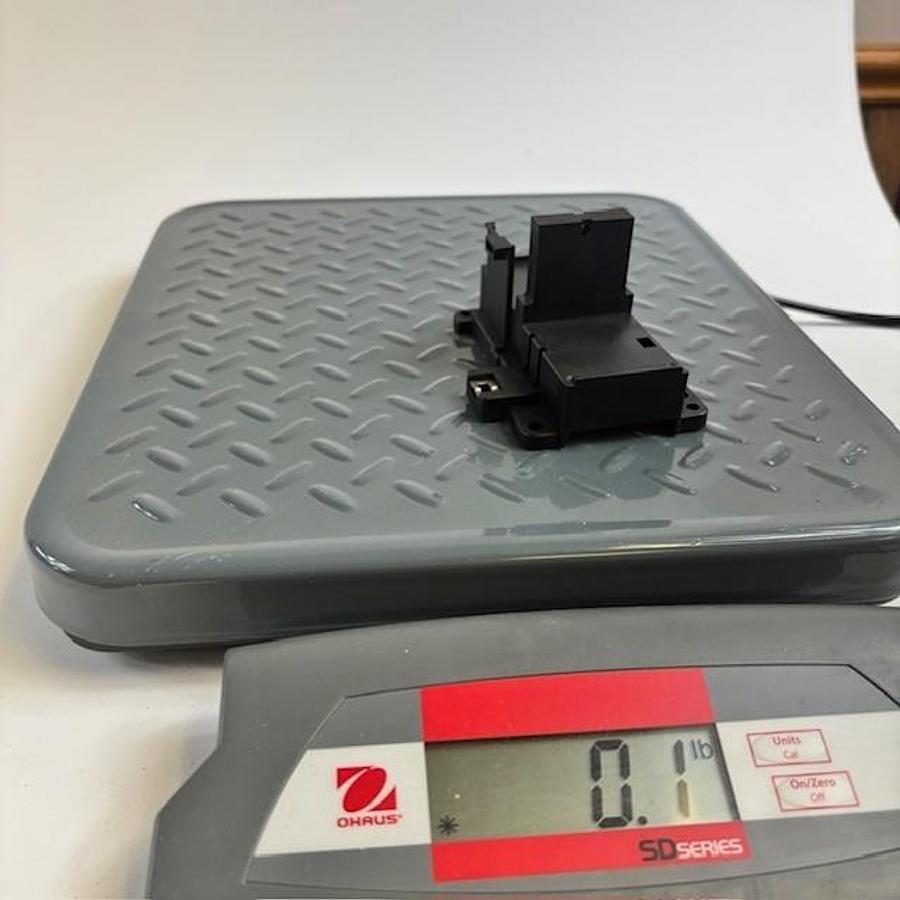 Used FUJI SJ-06 MAGNETIC CONTACTOR MOUNTING BASE