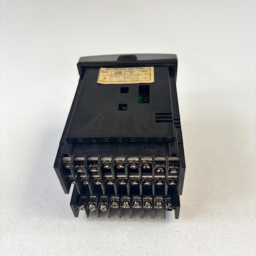 Used HONEYWELL DC2500-E0-0L00-100-10000-E0-0 CONTROLLER