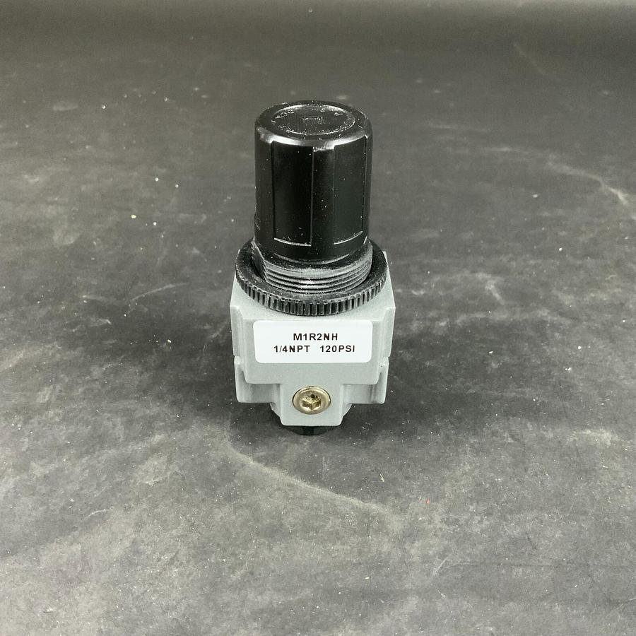 MARSH BELLOFRAM M1R2NH REGULATOR - NEW IN BOX ($35 OBO)