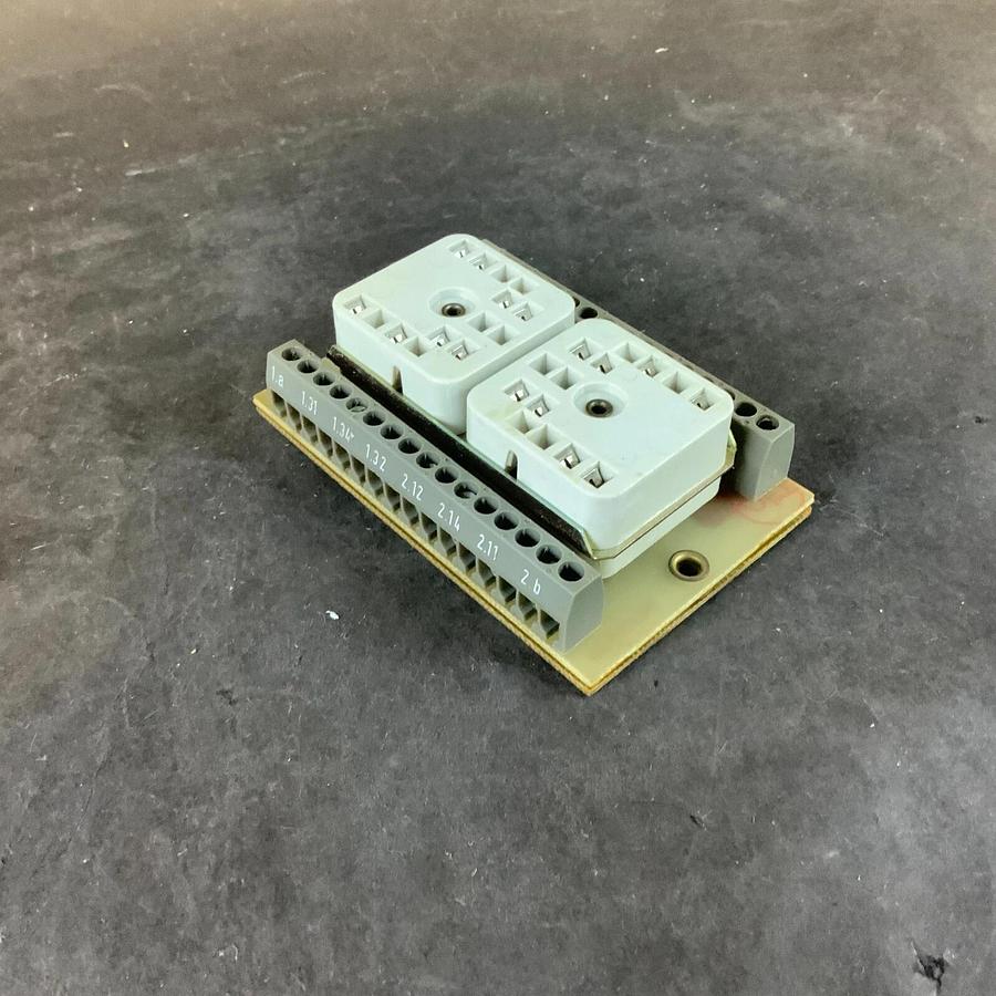 Used KUHNKE AUTOMATION RELAY SOCKET FOR EB4 RELAY ($10 OBO)