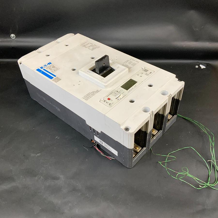 Used EATON PDF53M0800P4MN CIRCUIT BREAKER ($4000 OBO)