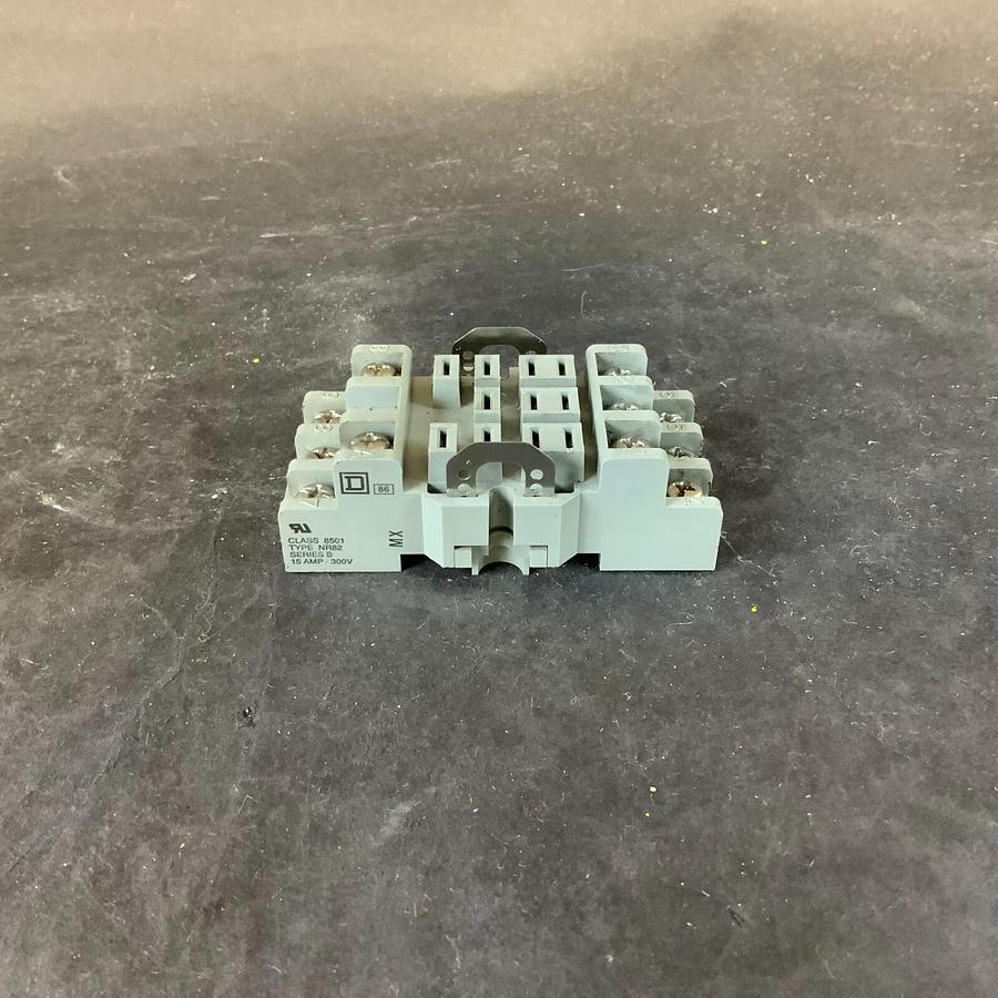 Used SQUARE D 8501 NR82 RELAY SOCKET ($10 OBO)