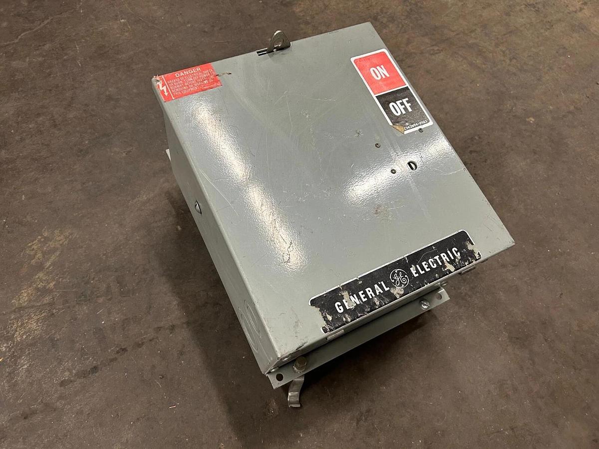 Used GENERAL ELECTRIC DH361RG BUSWAY PLUG ($150 OBO)