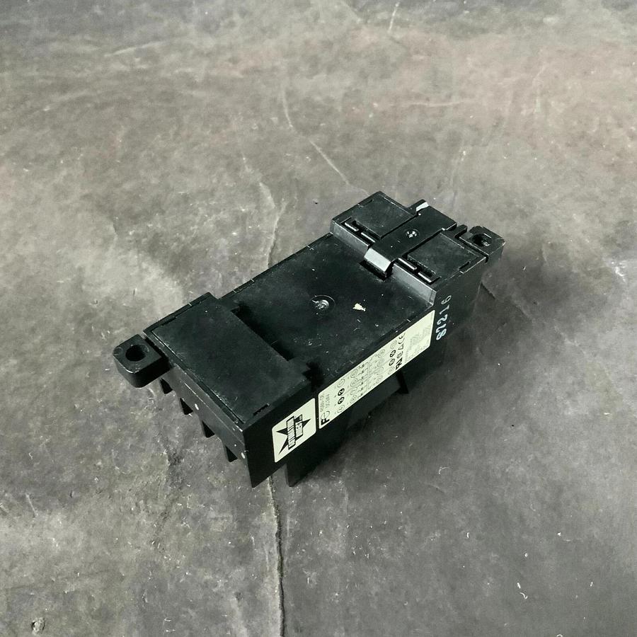 Used AUTOMATION DIRECT RS6N-DE CARD RELAY ($15 OBO)