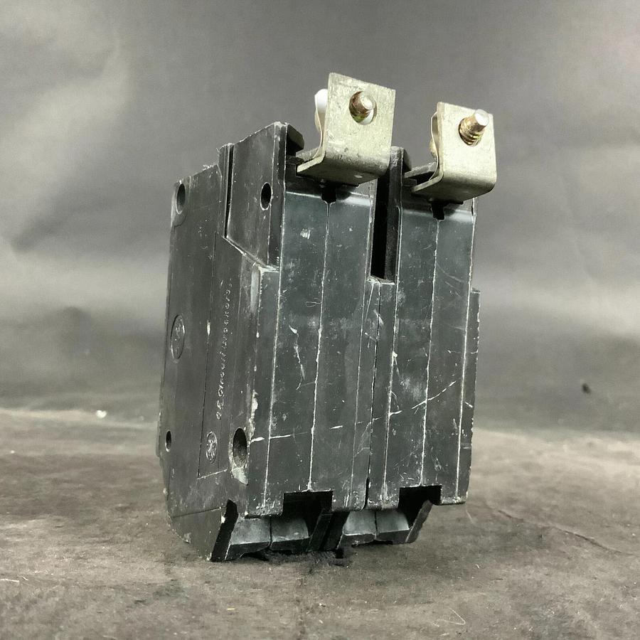 Used GENERAL ELECTRIC RT-660 CIRCUIT BREAKER ($15 OBO)
