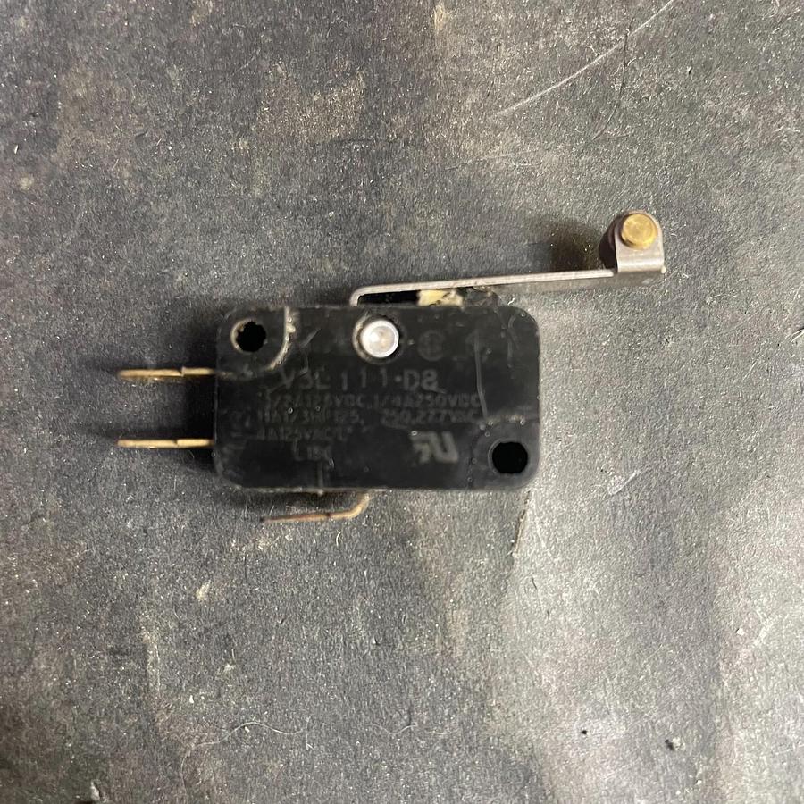 Used HONEYWELL V3L-111-D8 MICRO SWITCH