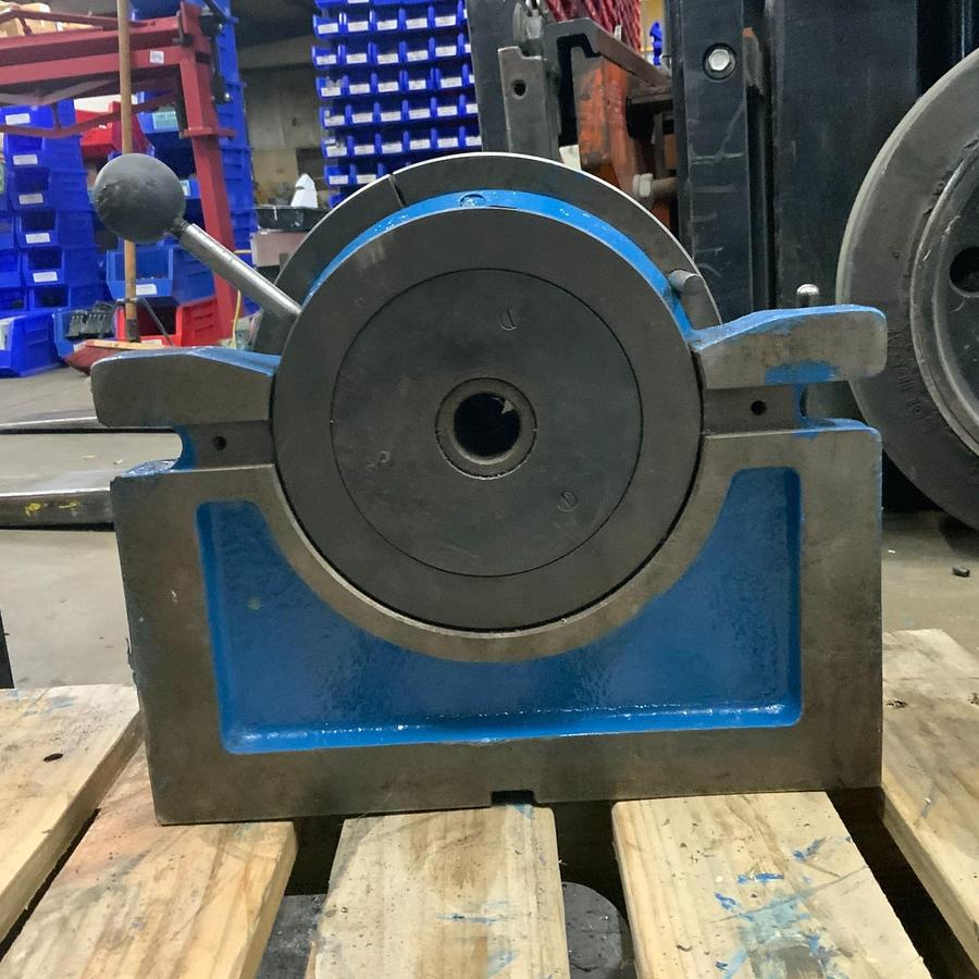 Used 8” VERTCAL & HORIZONTAL ROTARY TABLE MACHINE W/ 3-JAW CHUCK ($700 OBO)
