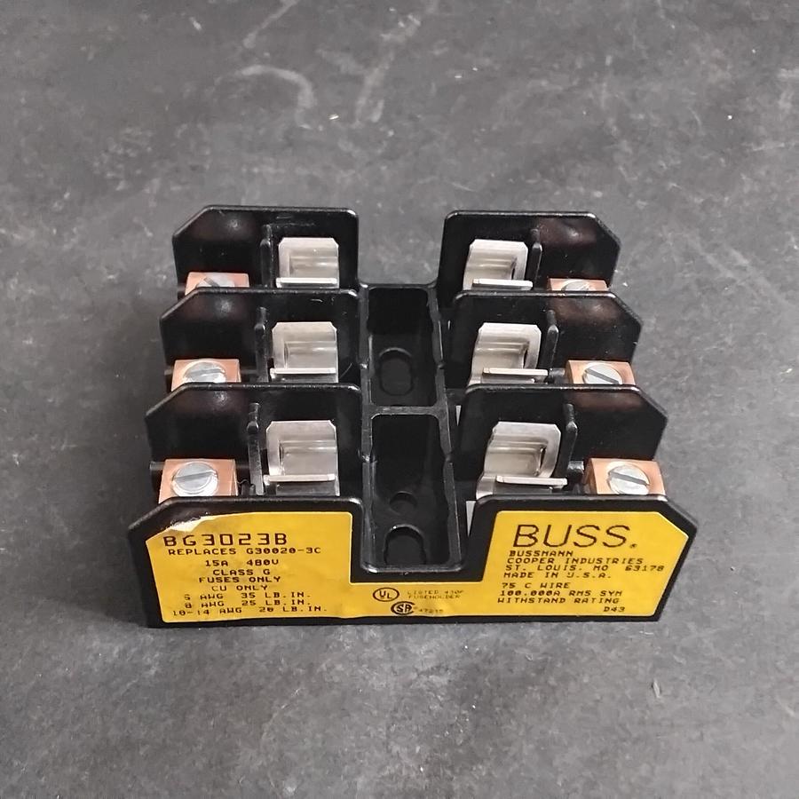 Used BUSSMANN BG3023B FUSE BLOCK ($11 OBO)