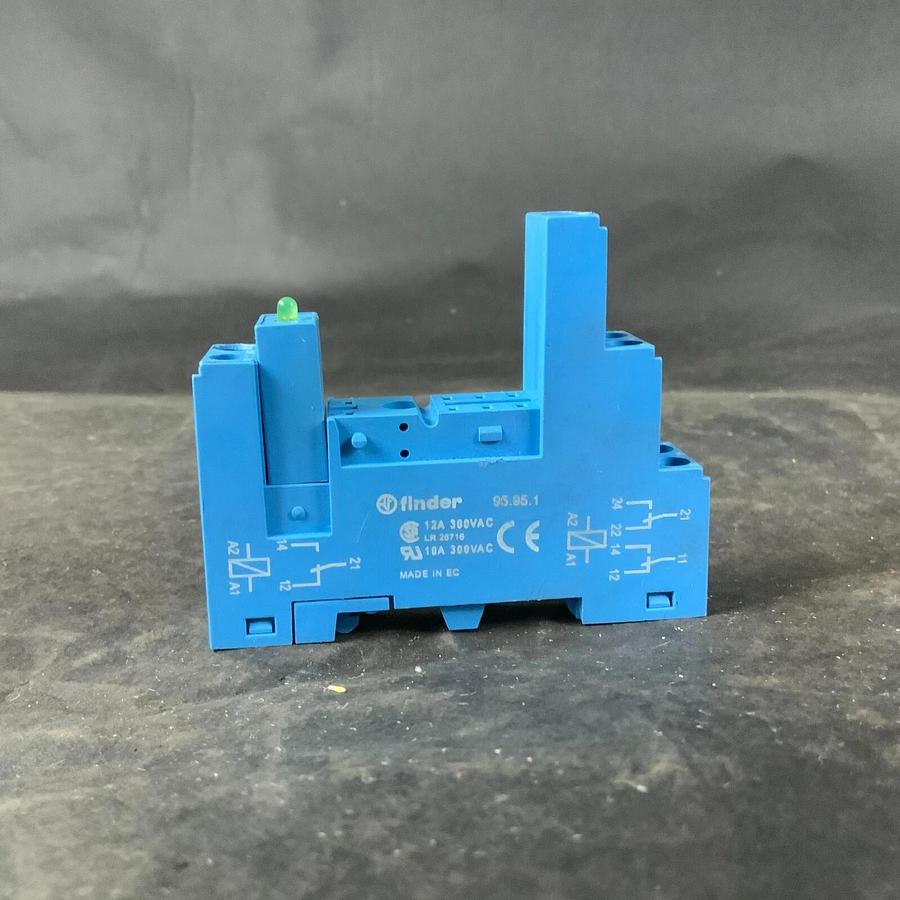 Used FINDER 95.95.1 RELAY SOCKET - SET OF 2 ($5 OBO)