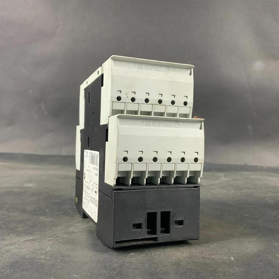 Used SIEMENS 3RN1062-2CW00 MOTOR PROTECTION RELAY ($100 OBO)