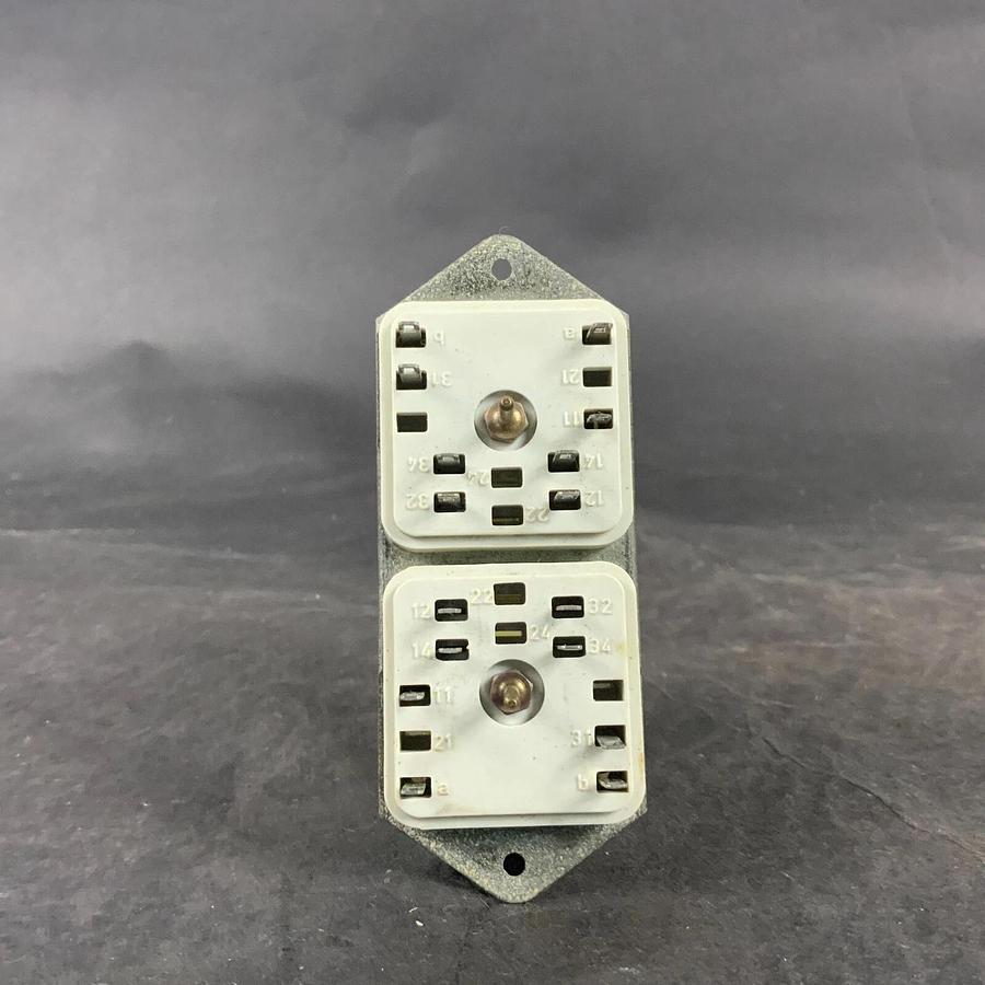 Used KUHNKE AUTOMATION EB4-220V RELAY ($28 OBO)