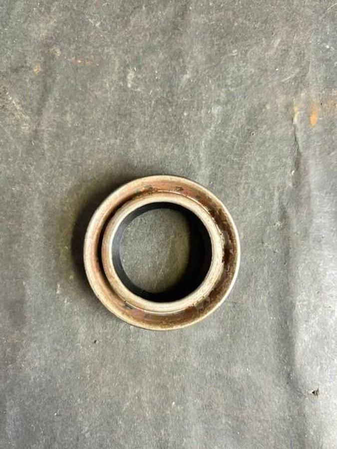 Used CHICAGO RAWHIDE 11780 OIL SEAL