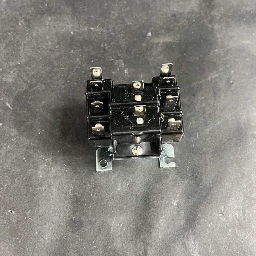 WHITE RODGERS 90-340 RELAY ($17 OBO)