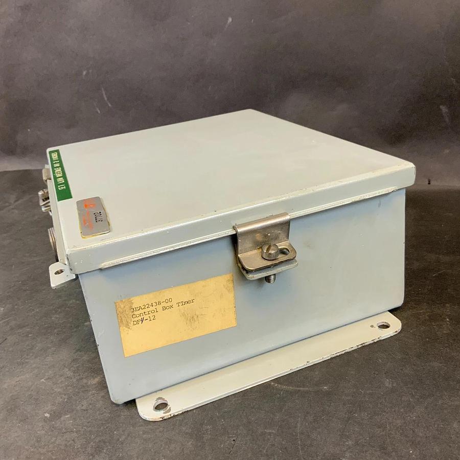 Used UNBRANDED 3EA22438-00 CONTROL BOX TIMER ($50 OBO)