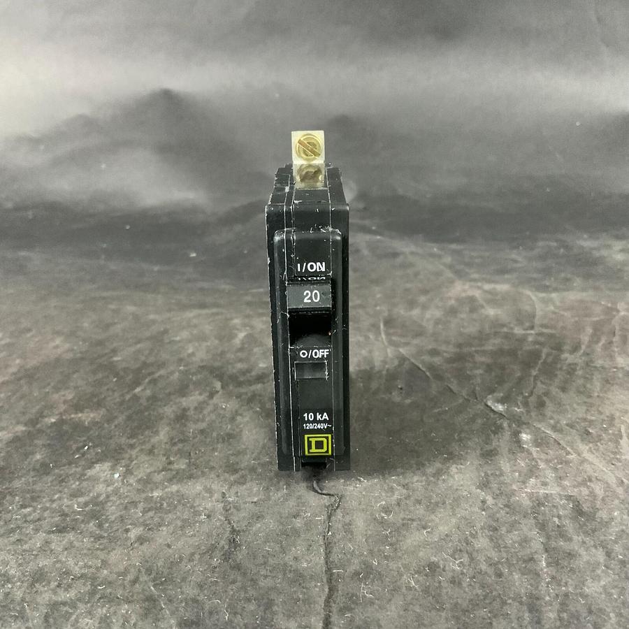 Used SQUARE D QOB120 20A 1POLE 10KA MINI CIRCUIT BREAKER ($7 OBO)