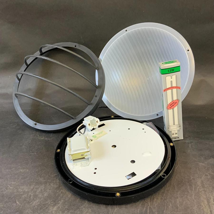 Used LIGHT PROCESS COMPANY LP EURO 13 OUTDOOR LIGHT ($40 OBO)