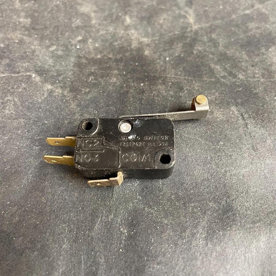 Used HONEYWELL FAA-PMA V3L-1101-D8 MICRO SWITCH