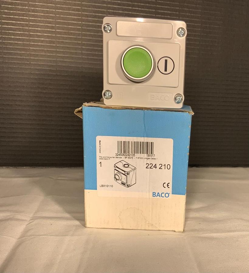 Used BACO CONTROLS LBX10110 ($49.99 OBO)