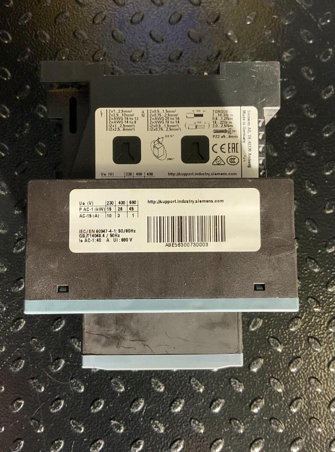 Used SIEMENS 3RT2026-1BB40 3POLE CONTACTOR W/ EXTRA CHANNEL ($15.99 OBO)