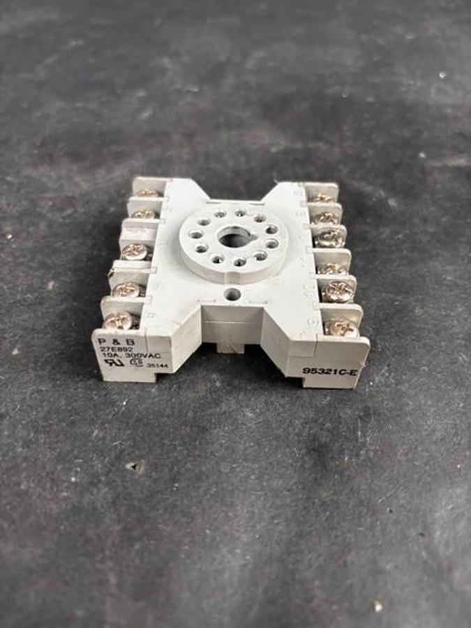 Used P&B 27E892 RELAY SOCKET ($6 OBO)