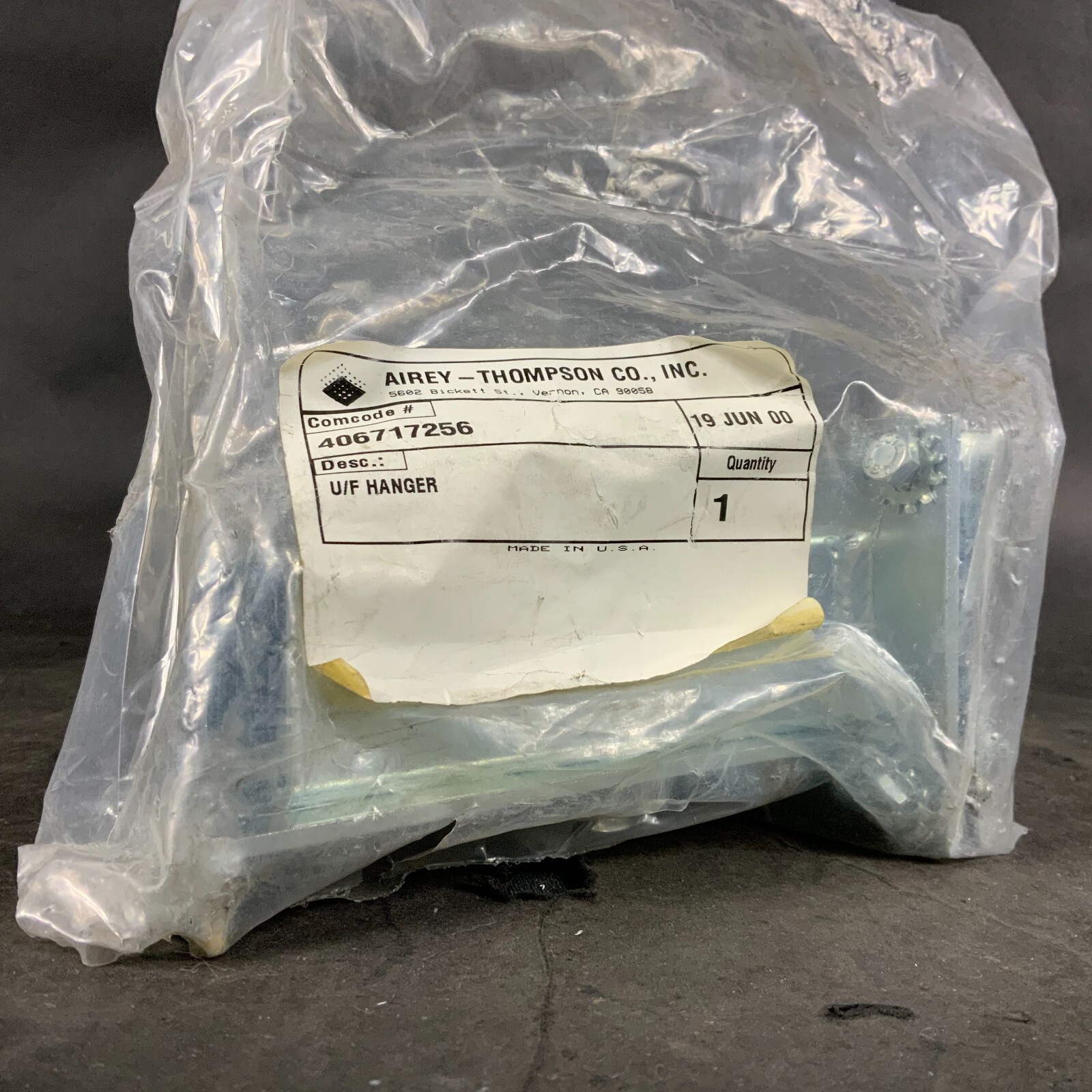 AIREY THOMPSON 406717256 U/F HANGER ($20 OBO)