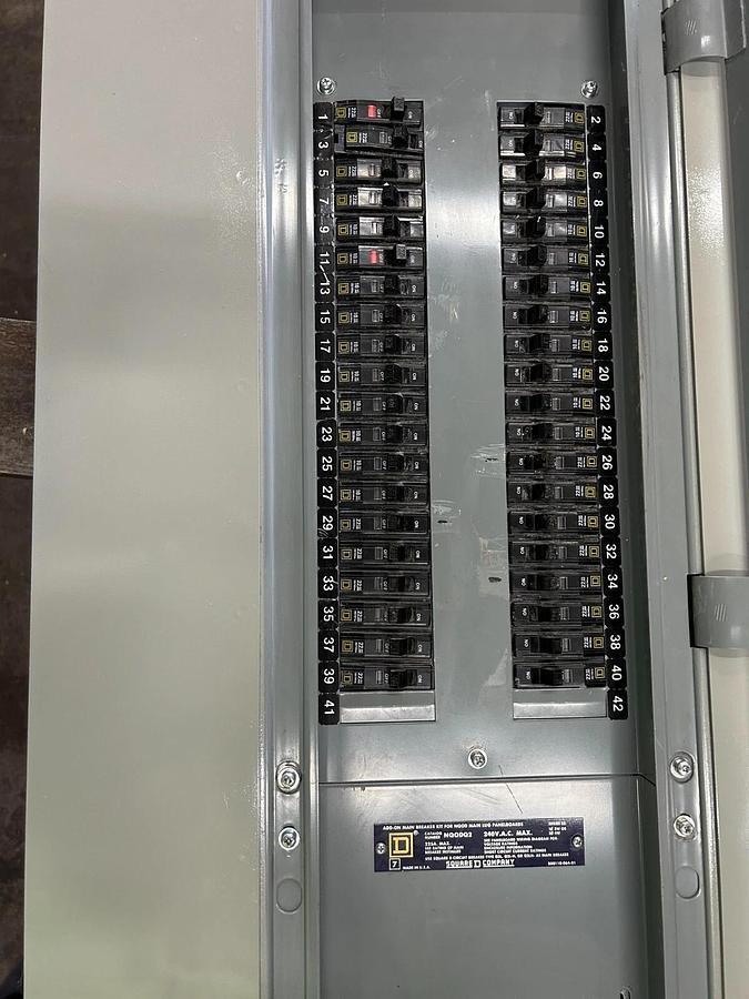 Refurbished Square D NQODQ2 Panelboard 240V 225A ($749.99 OBO!!!)