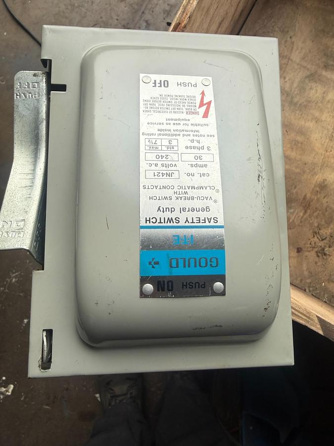Used GOULD JN421 GENERAL DUTY SAFETY SWITCH