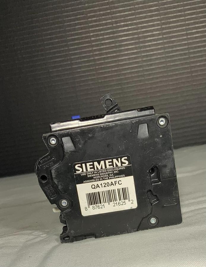 Used SIEMENS QA120AFC ($29.99 OBO)