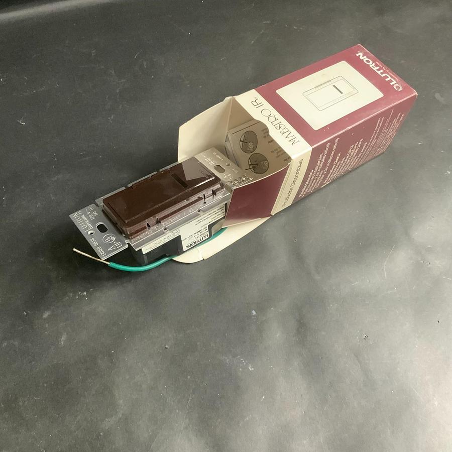 Used LUTRON MAESTRO MIRLV-1000-BR SINGLE-POLE IR DIMMER ($35 OBO)