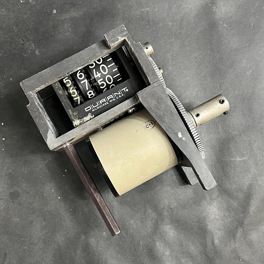 Used DURANT 3-D-31119-401-R-CL COUNTER ($40 OBO)