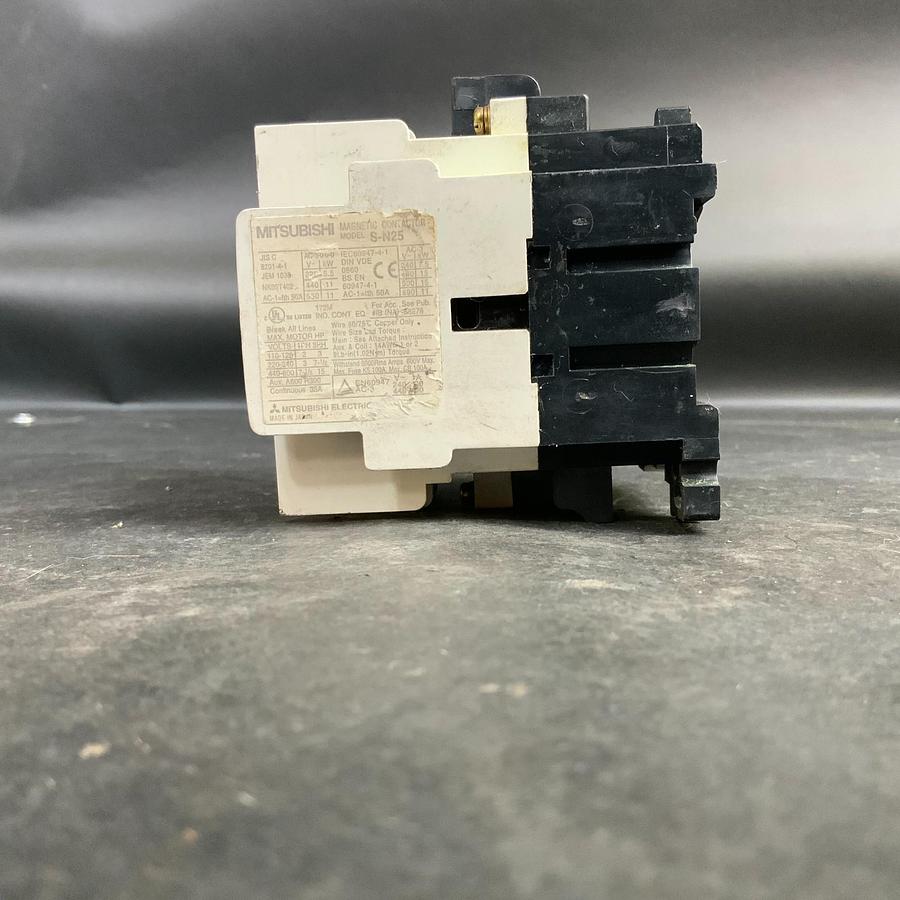Used MITSUBISHI ELECTRIC S-N25 MAGNETIC CONTACTOR 35A 600V ($25 OBO)