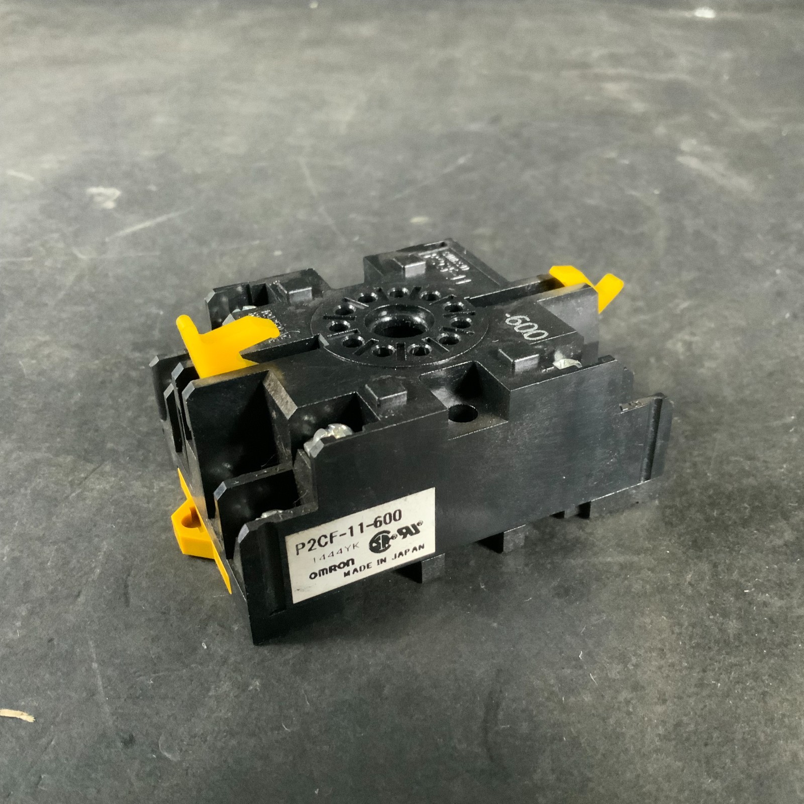 Used OMRON P2CF-11-600 RELAY SOCKET BASE ($8 OBO)