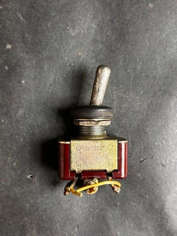 Used NIHON S-302 TOGGLE SWITCH ($6 OBO)