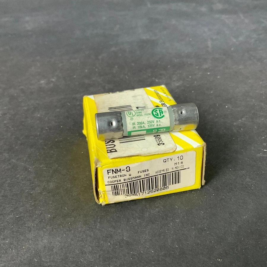BUSSMANN FNM 8 TIME DELAY FUSE - BOX OF 10 ($40 OBO)