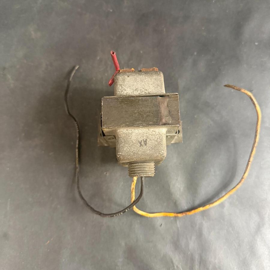Used HONEYWELL AT72D 1089 25V TRANSFORMER