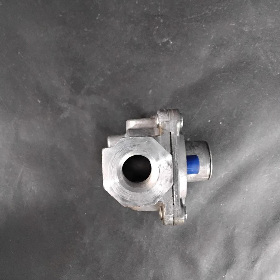 Used MAXITROL RV47AL PRESSURE REGULATOR ($34 OBO)
