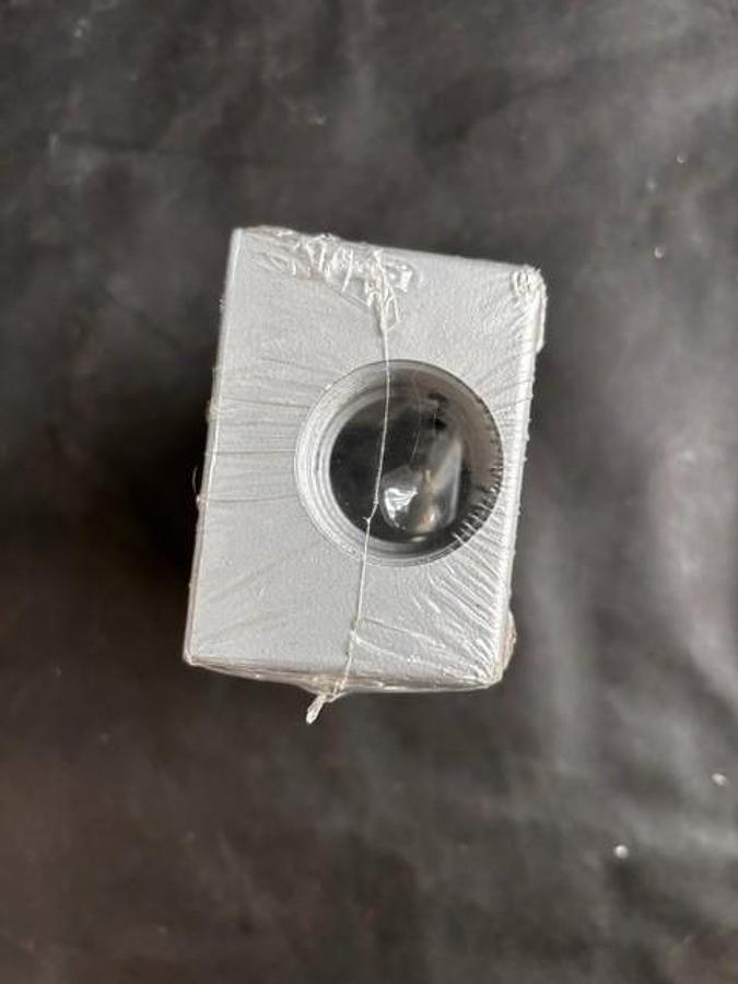 Used THOMAS & BETTS STEEL CITY T100 WEATHERPROOF ELECTRICAL BOX ($12 OBO)