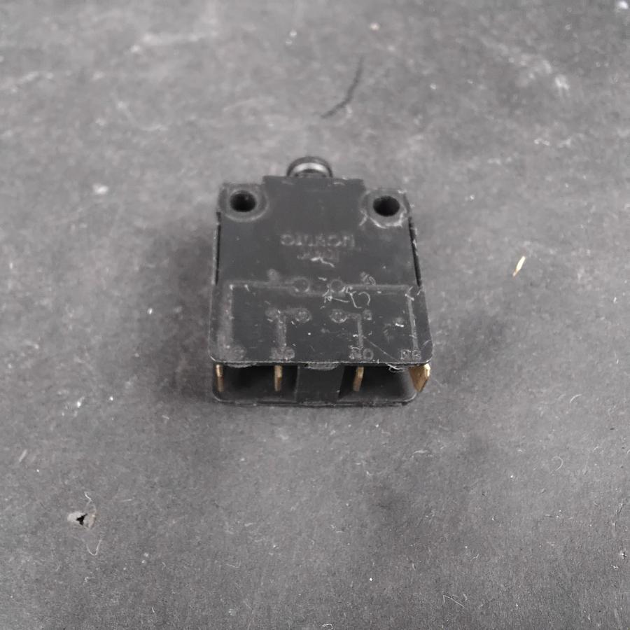 Used OMRON D2D-2000 POWER SWITCH ($10 OBO)
