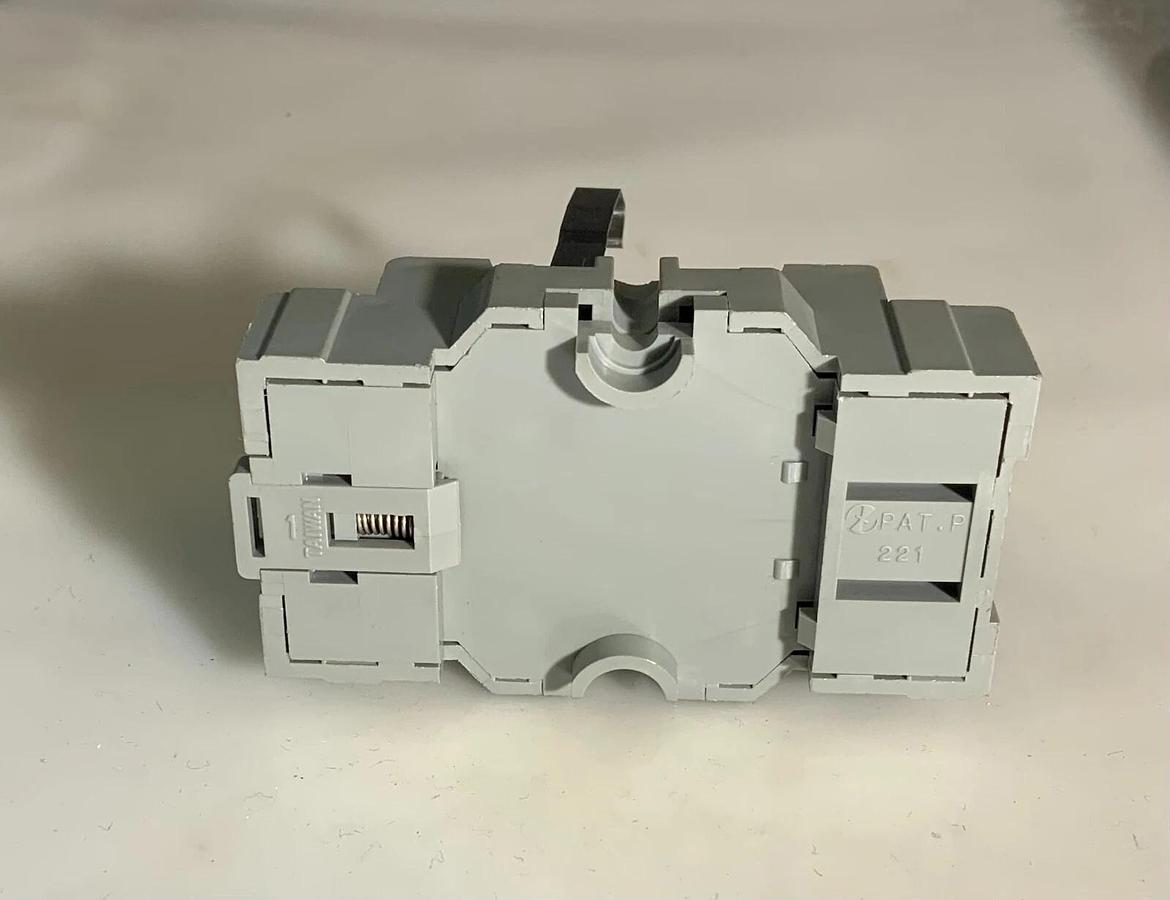 IDEC SH3B-05C ($6.99/EACH OBO)