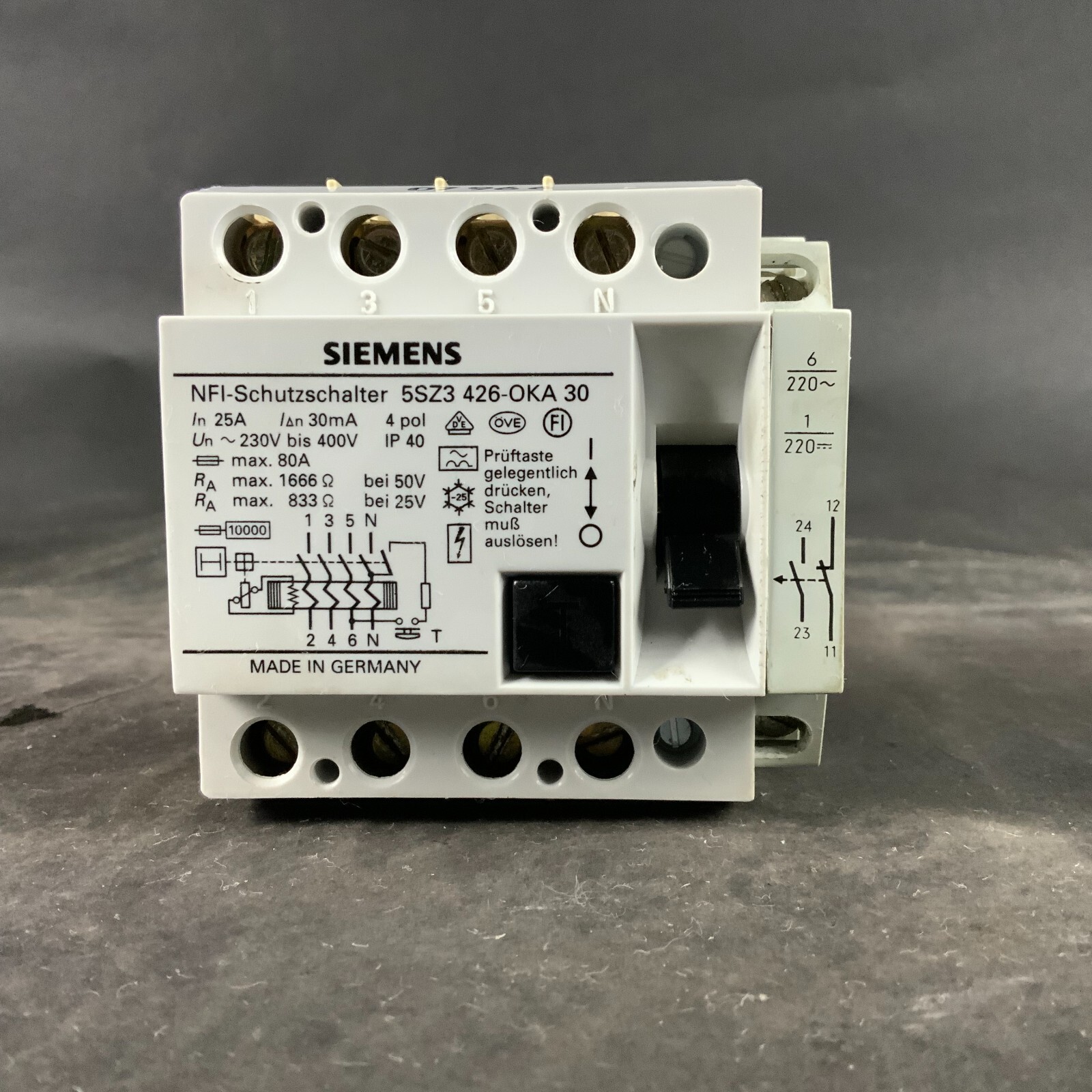 SIEMENS 5SZ3 426-OKA 30 - 4 POLE BREAKER ($60 OBO)