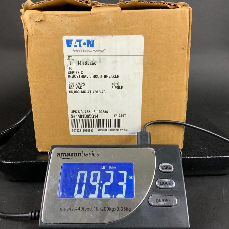 EATON HDJB3200 CIRCUIT BREAKER - NEW IN BOX ($1999.99 OBO)