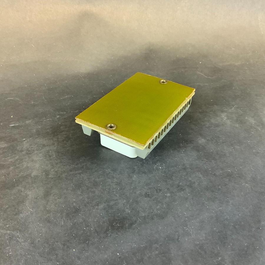 Used KUHNKE AUTOMATION RELAY SOCKET FOR EB4 RELAY ($10 OBO)