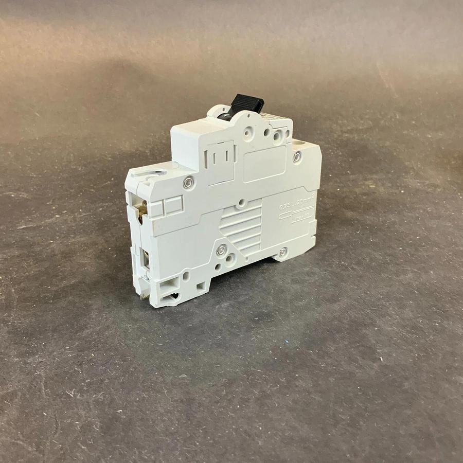 Used MOELLER FAZN C6 CIRCUIT BREAKER ($15 OBO)