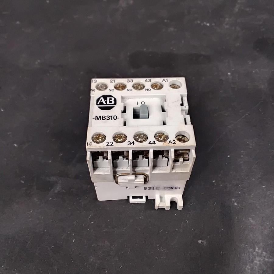 Used ALLEN-BRADLEY 700DC-MB310 MINI CONTROL RELAY ($15 OBO)